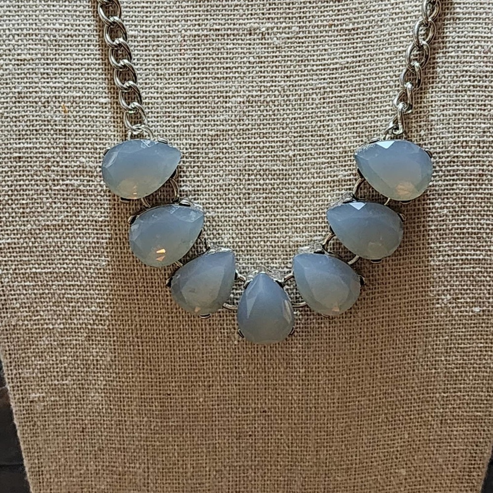 Premier Designs 2pc earrings and jeweled silver tone‎ and blue necklace - Picture 8 of 8